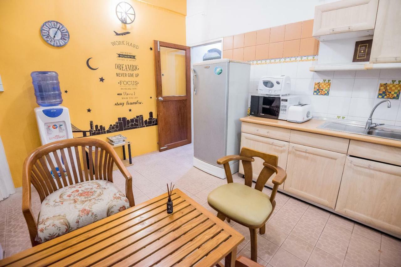Хостел T Smy House Бангкок Экстерьер фото